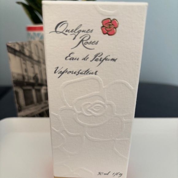 Houbigant Quelques Roses - Picture 1 of 5